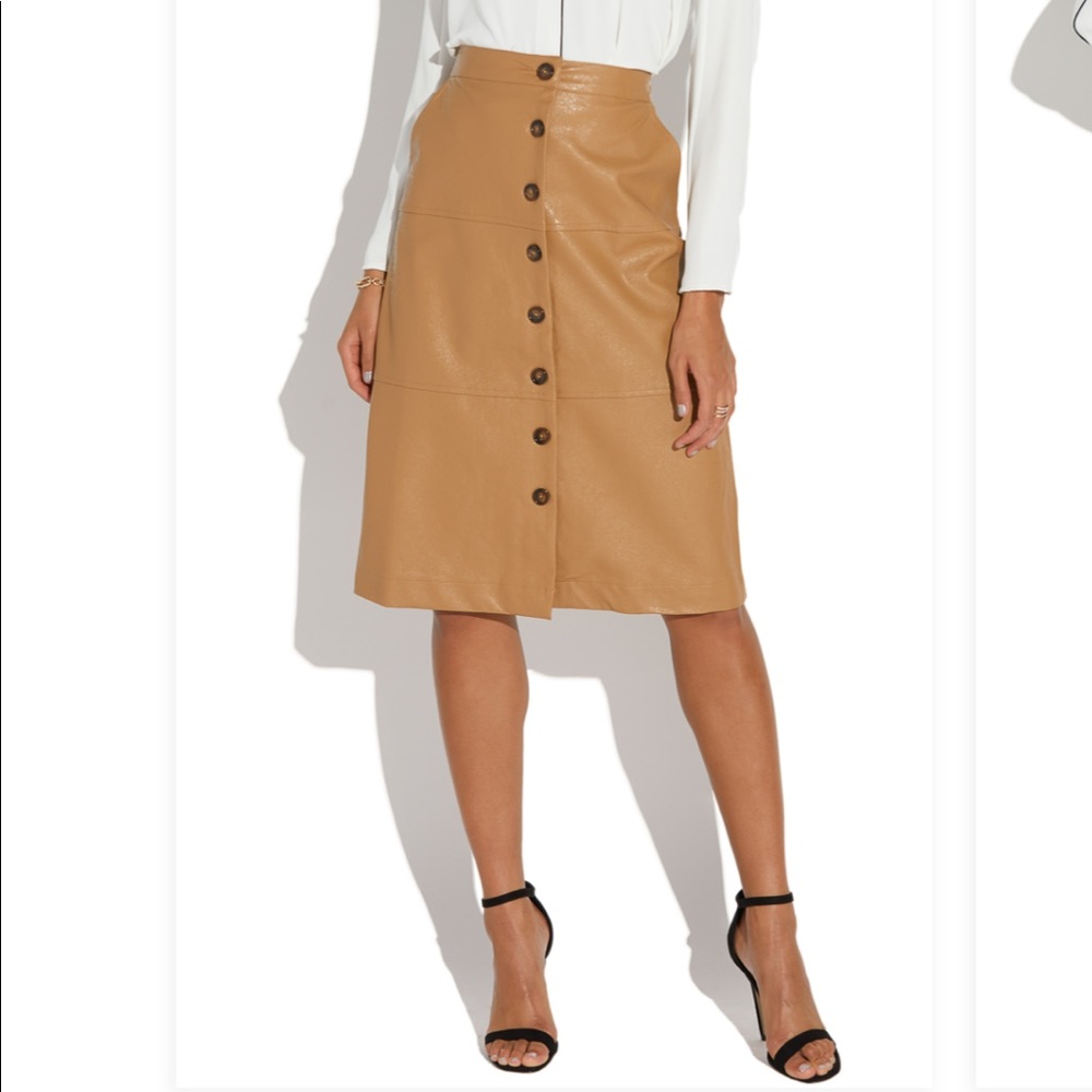 NEW FAUX LEATHER MIDI SKIRT Small